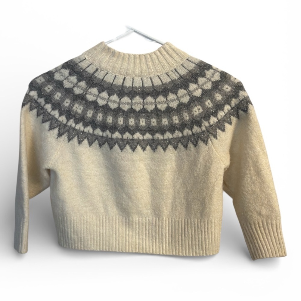 Gap Kids Fair Isle Sweater – Size 4/5 – Cozy Lightweight Winter Knit - Picture 2 of 5